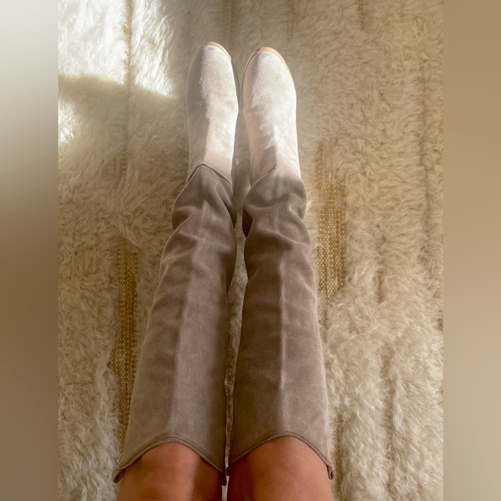 Suede Knee Boots,perfect taupe color goes with almost everything. Comfortable!